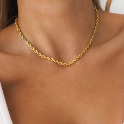 Medium Twist Necklace