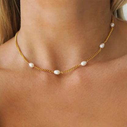 Five Pearls Necklace