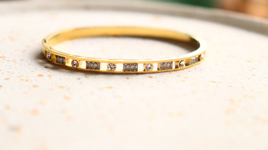 Hollow Diamonds Bangle