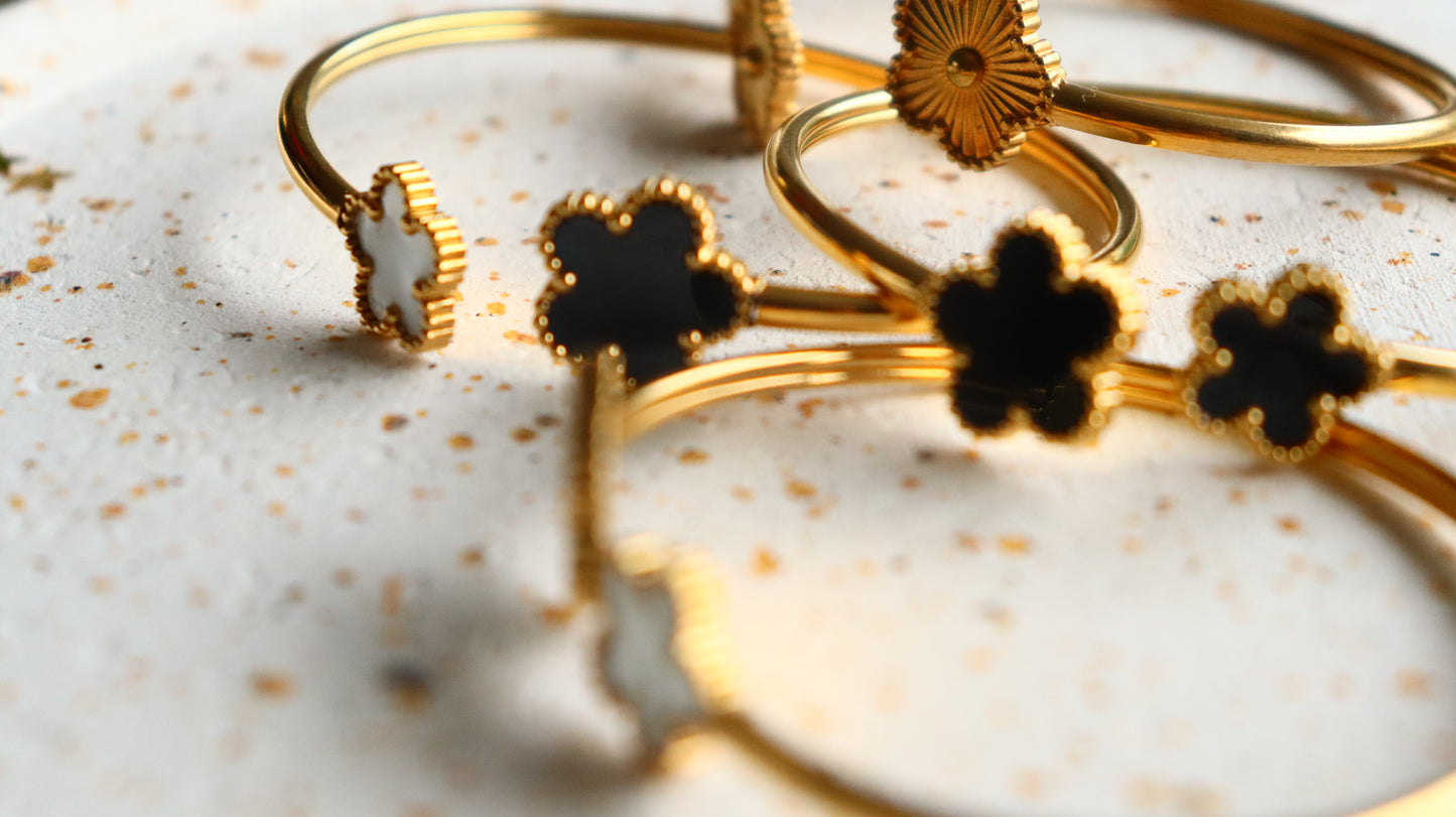 Pretty Flower Bangle Cuff