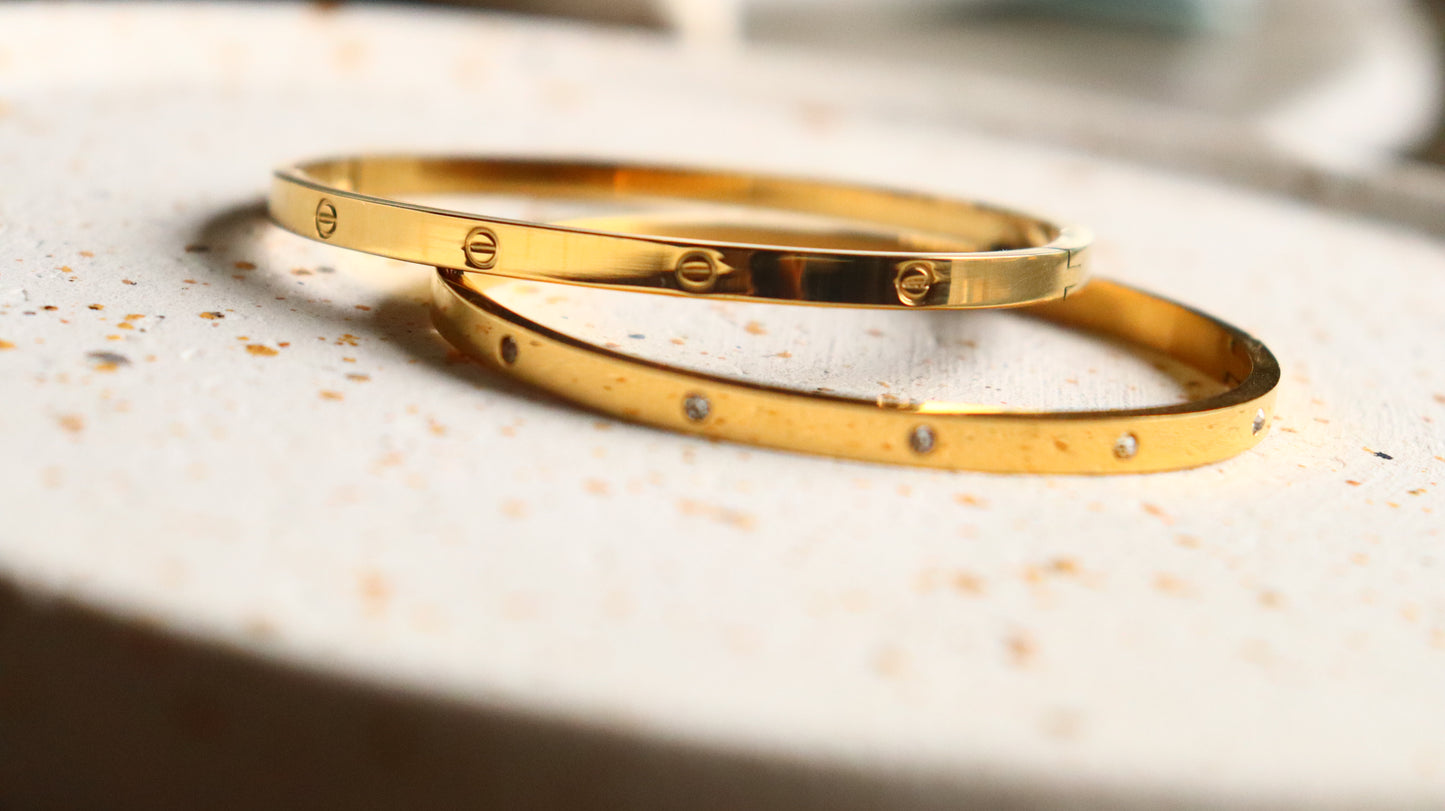 Thin Nail Bangle