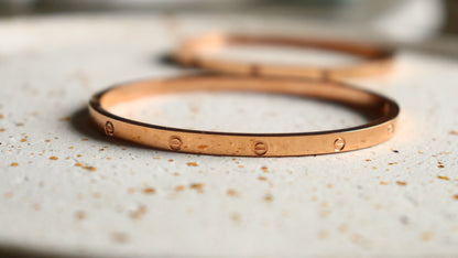 Thin Nail Bangle